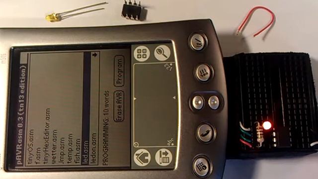 AVR Assembler for PalmOS смотреть онлайн
