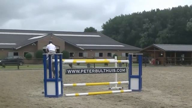 For Sale ; Lolita , Cento x Cassini 2011 смотреть онлайн