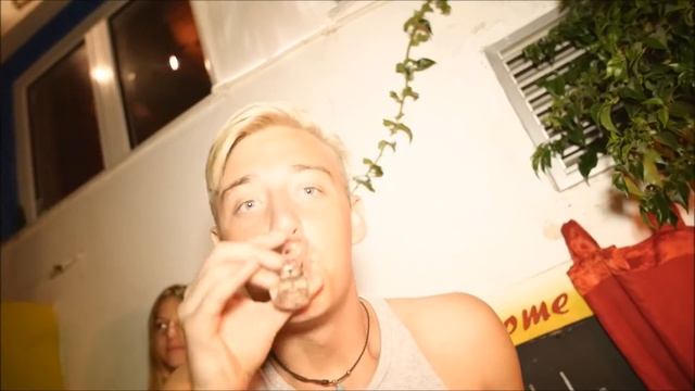 Ios Bar Crawl! смотреть онлайн