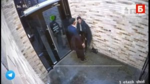 На записи видеонаблюдения Салтанат и Куандык входят в ресторан где случился инцидент