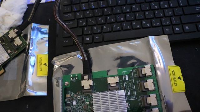 Storage Upgrade Part 1: Lenovo 03X3834 Expander+Fujistu 9211-8I SAS Controller Card Unboxing