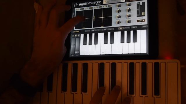 KV331 SynthMaster Player IOS 1.1 - Review and Christmas Sale смотреть онлайн