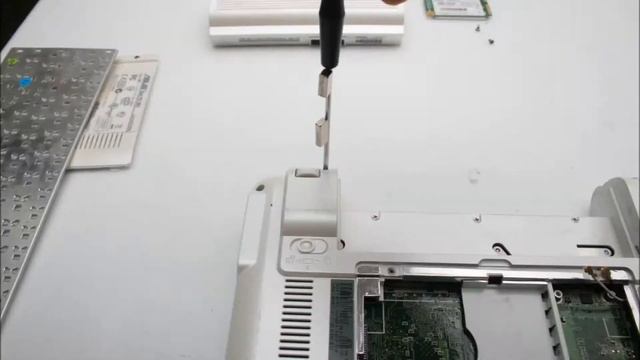 ASUS eeepc 901 white COLOR 노트북 분해(Laptop disassembly) смотреть онлайн