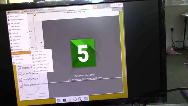 Parabola ARM GNU/Linux running XFCE4 on EOMA68-A20 Microdesktop смотреть онлайн
