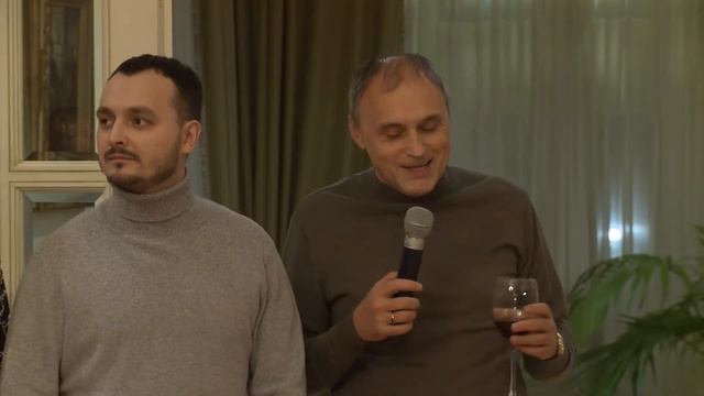 SSE Russia Alumni Interviews (ALL 01) смотреть онлайн