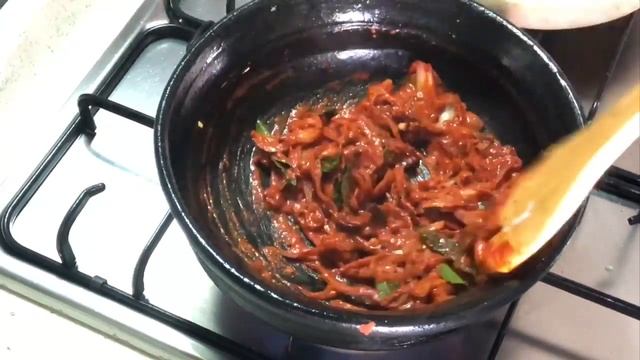 Kerala Fish Curry | Meen Mulakittathu Alleppey Style | മീൻ മുളകിട്ടത് | Recipe:184 смотреть онлайн