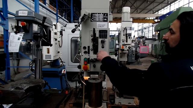 WMW SAALFELD BS 25 Pillar Drill смотреть онлайн