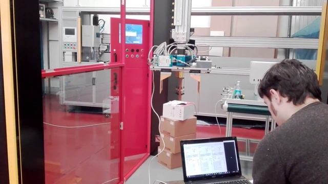 Qt 5.6 QSerialBus Servo Controlled gripper смотреть онлайн