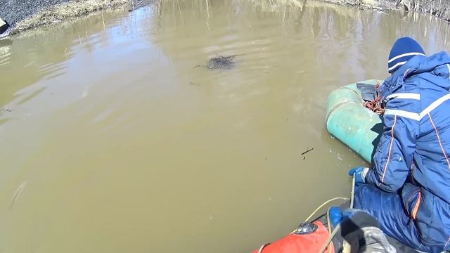 РЫБАЧИМ НА МАГНИТ ПРИ СИЛЬНОМ ТЕЧЕНИИ!!! смотреть онлайн