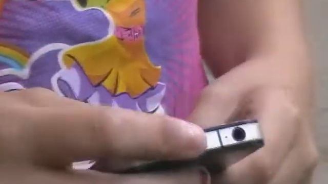 Разбили 4! Выкинули 3!! Вышел 5 iphone!!! смотреть онлайн