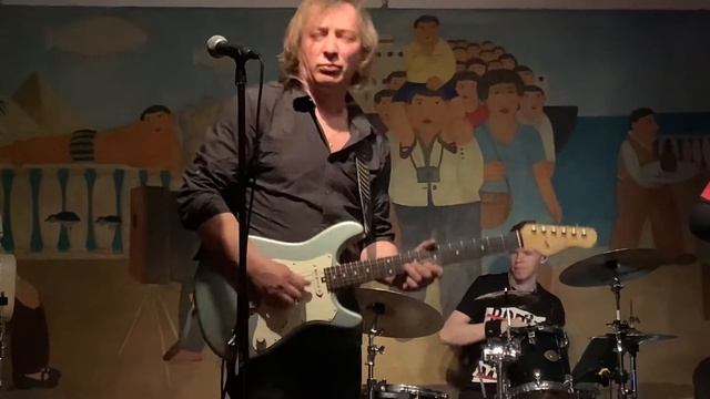 Александр Дедешко & Groove Band ( Club-Petrovich 07/05/2022) смотреть онлайн