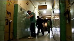 Пресс хата и смотрящий в тюрьме