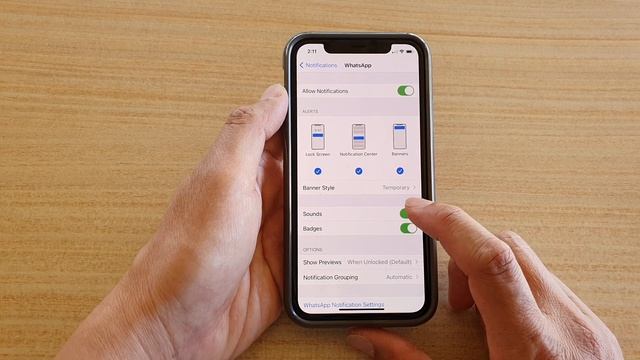 iPhone iOS 14: How to Enable/Disable Whatsapp Notification Sound смотреть онлайн