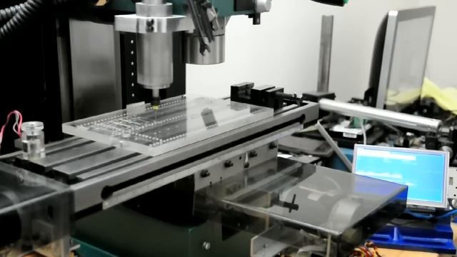 Linuxcnc (emc2) running on Pico-SAM9G45 high speed spindle test смотреть онлайн