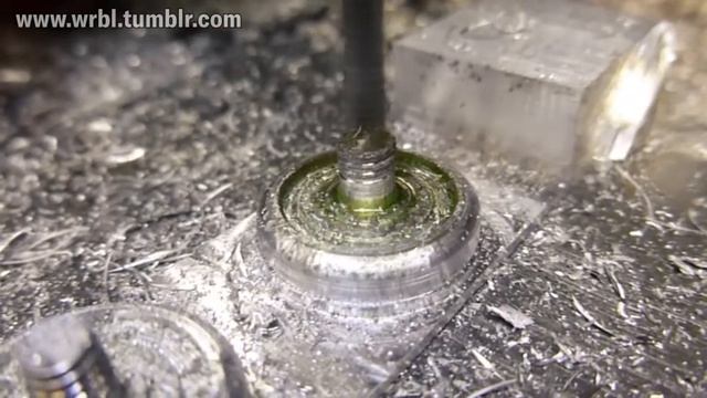 LINUX CNC EXTERNAL THREAD MILLING HACK смотреть онлайн