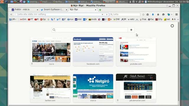 This is not Linux Mint, it's Ubuntu cinnamon desktop смотреть онлайн