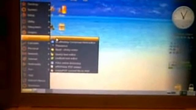 How I learned to Stop Spending Too Much and Love the Linux смотреть онлайн