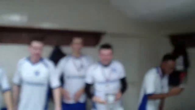 Празднование в раздевалке КИП-Электромонтаж-2 смотреть онлайн