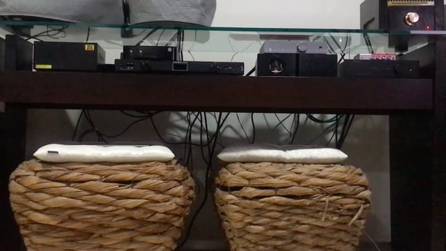 Audição Raspberry Pi 400 Linux Pop! _OS + DAC Schiit Modi 3+ e amplificador H2B-HQA by Hugo Ribeiro смотреть онлайн
