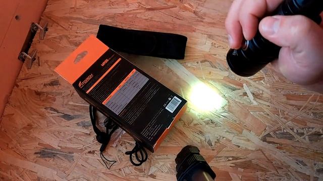 FiTorch MR35 - фонарь, которым можно заменить несколько разных смотреть онлайн