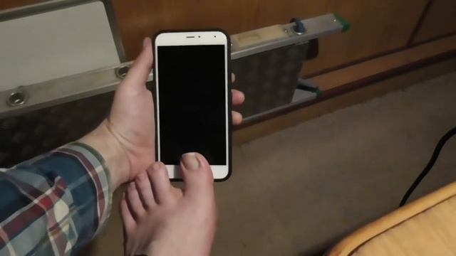 Testing Ubuntu Phone Fingerprint(?) Reader смотреть онлайн