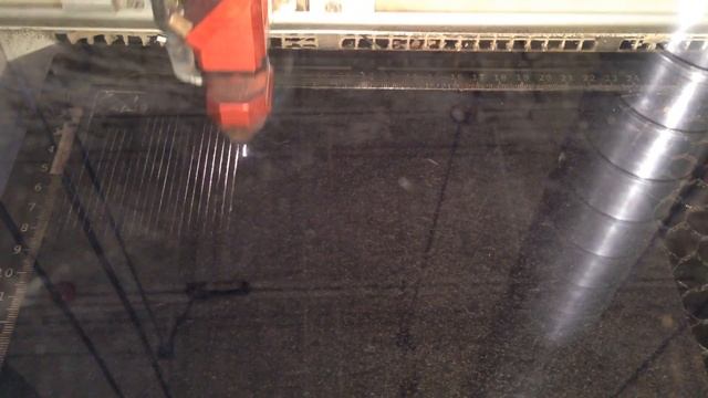 Laser cutting Sinclair QL and ZX Spectrum microdrive felt pads... смотреть онлайн