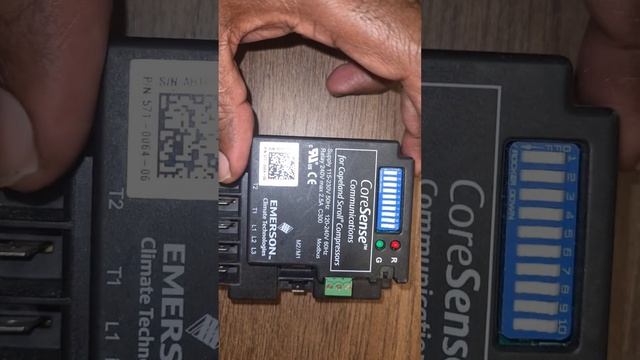 Emerson Copeland scroll compressor's motor protectors module Dip switch смотреть онлайн