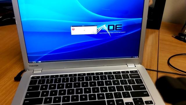 Arch Linux on Toshiba Chromebook 2 смотреть онлайн