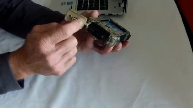 Mr Waterproof iPhone Case Reviews The Snow Lizard SLXTREME iPhone 4 & 4S Solar Battery Case смотреть онлайн