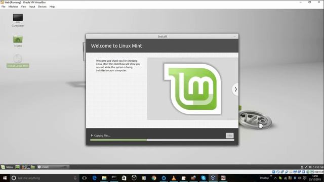 Linux Mint 17.3 Install & Update смотреть онлайн