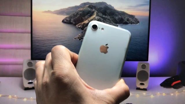 How to Get Ultra Dark Mode on Any iPhone (iOS 15.7.5 or iOS 16) смотреть онлайн