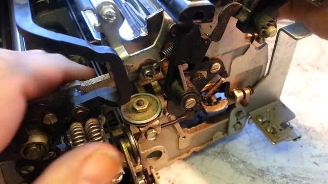 IBM Selectric Typewriter CSI Broken Cracked Frame Terminal No Fix or Repair смотреть онлайн