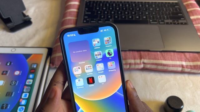 iOS 16.4.1 - Your iPhone is in danger! смотреть онлайн