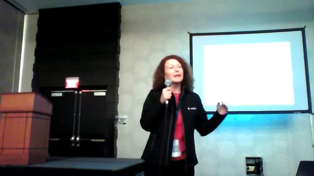 Flock 2015 - What does Red Hat want? - Denise Dumas смотреть онлайн