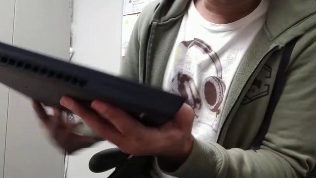 Lenovo Thinkpad P15v Laptop SSD & RAM Replacement смотреть онлайн