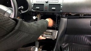 Установка магнитолы TEYES на TOYOTA AVENSIS 2 2003-2009