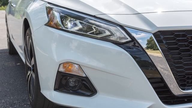 2022 Nissan Altima - Intelligent Key and Locking Functions смотреть онлайн