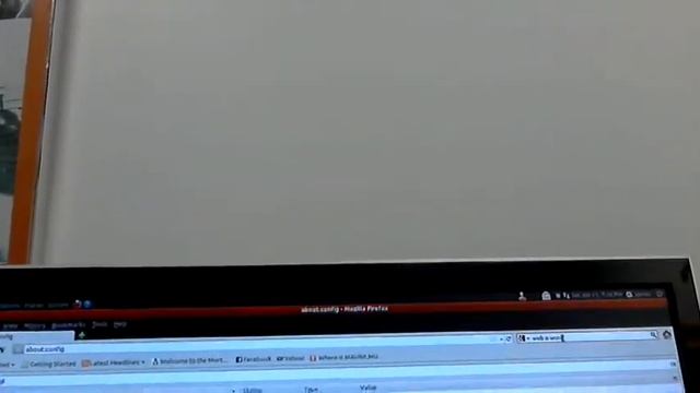 Angry Birds In Linux Mint 11& Ubuntu 11.04 смотреть онлайн