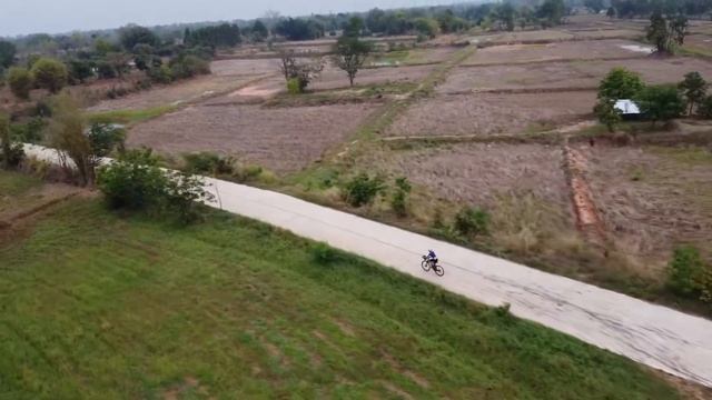 Follow bike Mode ( Litchi iOS ) DJI mini2 смотреть онлайн