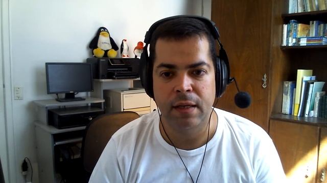 Ajuda Linux - Dia 31 - Por que usar softwares de GED livres? смотреть онлайн