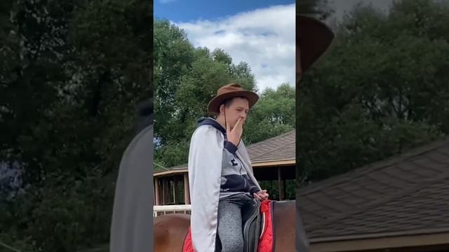 Один за всех и все за одного! Часть 3 смотреть онлайн