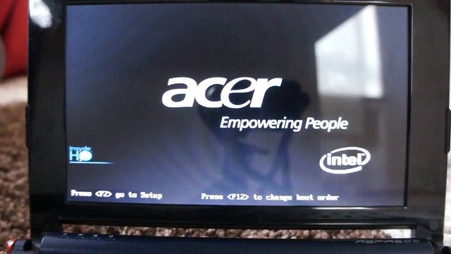 Acer Aspire One 110 Archlinux with systemd bootup in 8 seconds смотреть онлайн