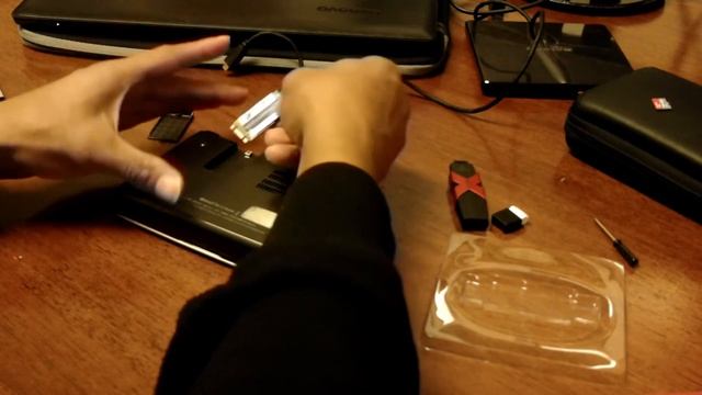 GPD Win 2 "Dog Fish" 1 TB SSD Unboxing & Installation! смотреть онлайн