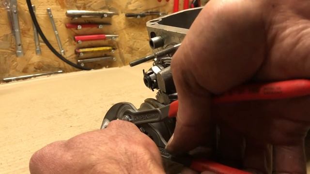 How To Assemble Fiat 126 BİS Transmission Gear Box From Zero - Part 6 смотреть онлайн