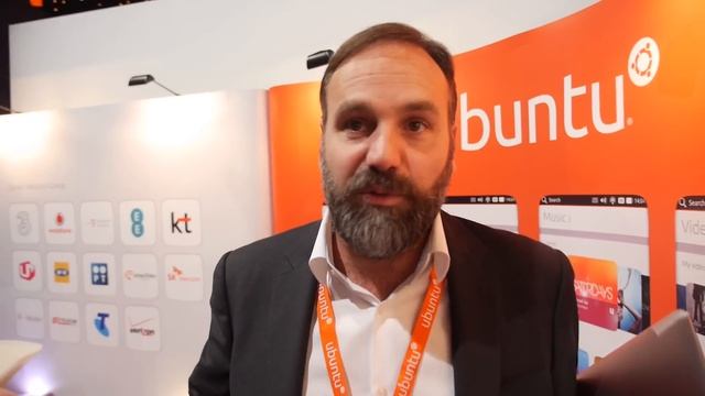 Ubuntu Founder Mark Shuttleworth, runs on 30 Smartphones, all ARM Servers and upcoming ARM Laptops смотреть онлайн