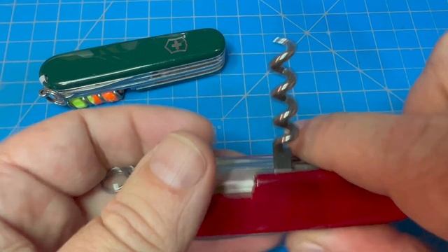 Victorinox Huntsman 91mm Swiss Army Knife