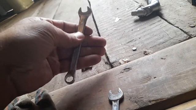 Показываю как открыть капот Форд С-Мах, если у вас сломался замок. смотреть онлайн