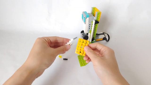 How To Make Traffic Light Auto | LEGO Wedo 2.0