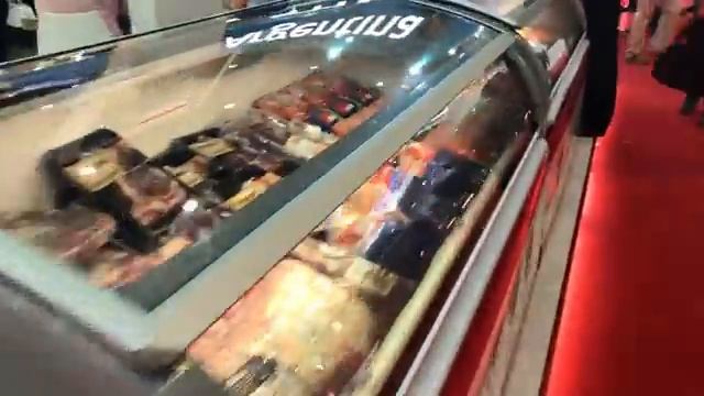 Al Rawabi @Gulfood 2018- At a glass from iOS смотреть онлайн