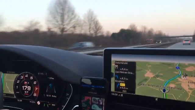 Audi - lautes Pfeifen ab 230 Km/h смотреть онлайн